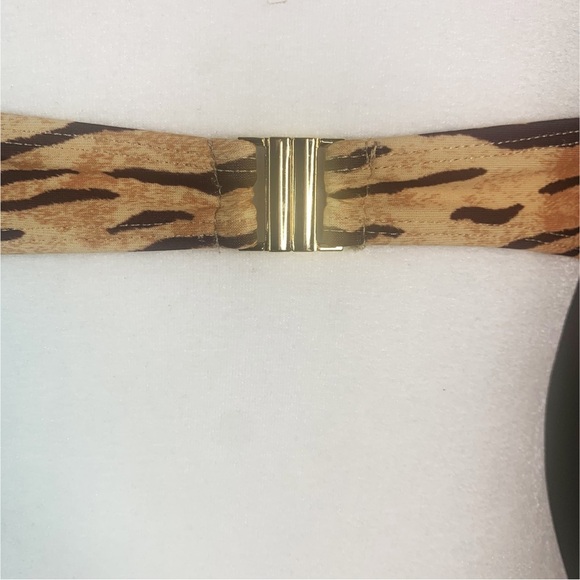 Faithfull The Brand Large Lavande Bikini Top Underwire Wyldie Animal Print - Picture 7 of 11